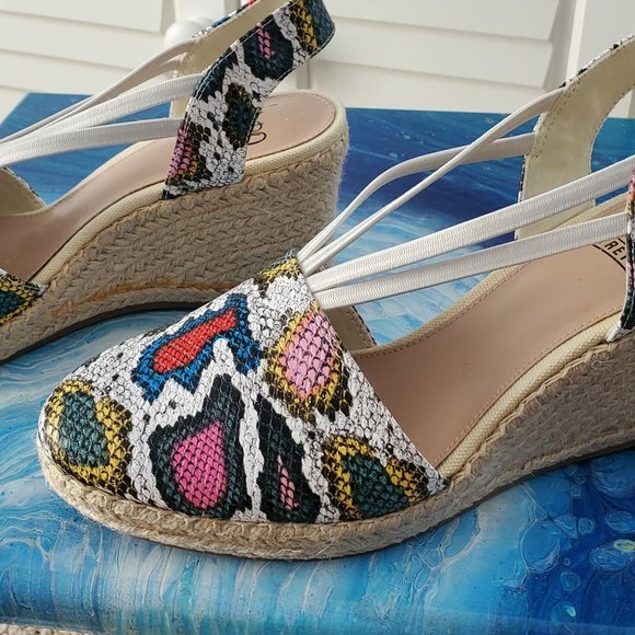 Impo stretch Taedra multicolor Phyton print wedges platform slip on sandals 8.5 - Picture 4 of 12